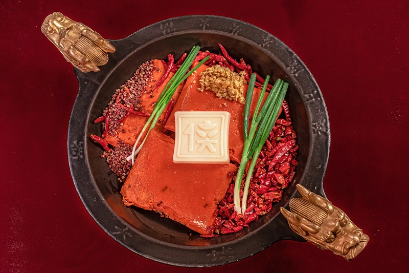开火锅店怎么才能更快地吸引到消费者